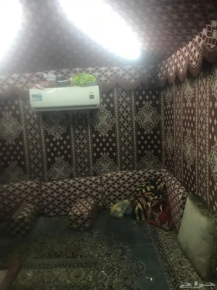 بيت شعر ملكي العرض 3 الطول 4 5 مع المخاد والمراكي والفرشه 17