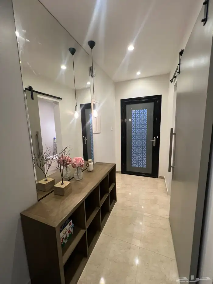 للبيع شقه ارضيه صك حر الشعله 5