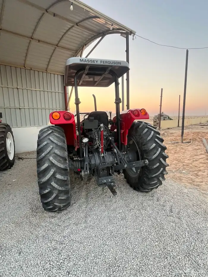 معدات زراعيه شبه جديده 18