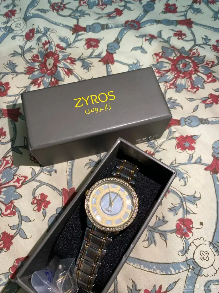 ساعه زايروس للبيع 150 غير مستعمل غير مرا الموقع جده 0