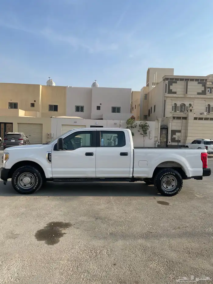 فورد F250 XLT 9
