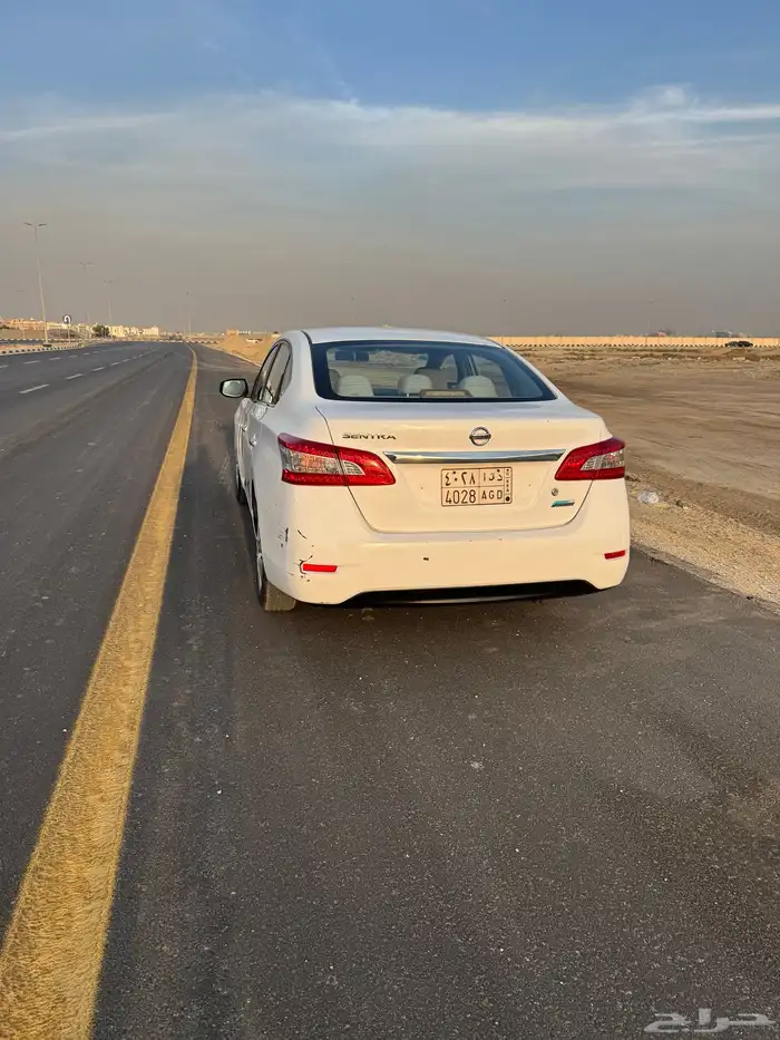 نيسان سنترا 2015 2