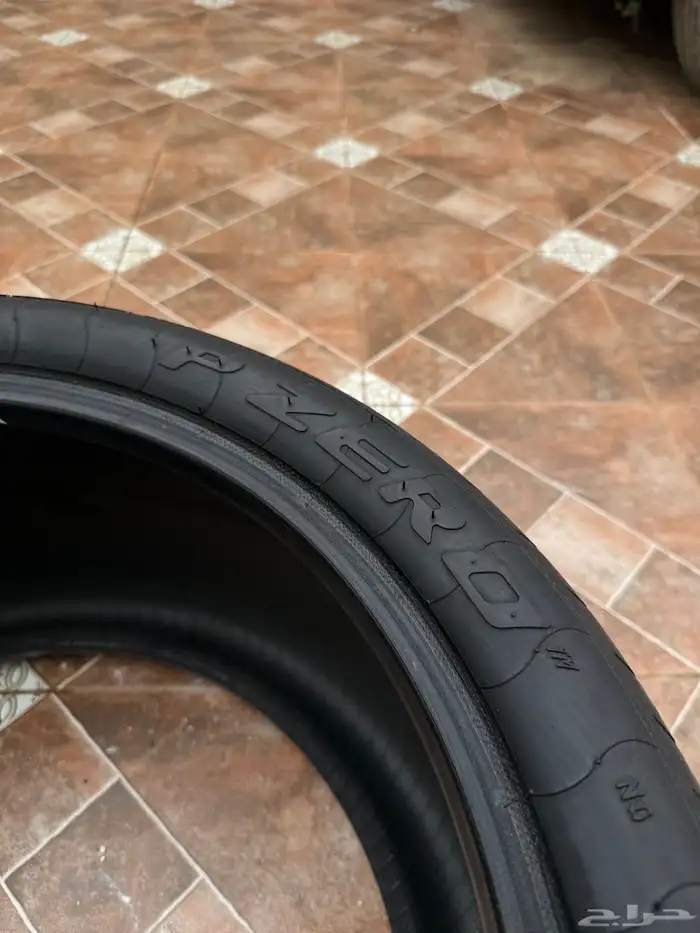 للبيع كفرات برلي 305 30 20 نظيف 2