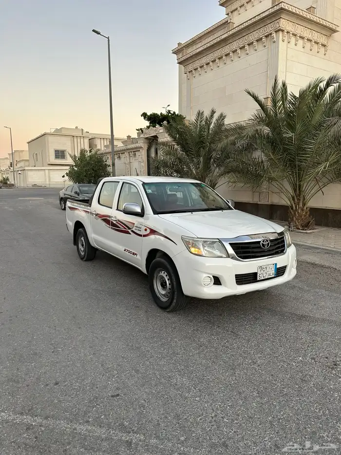 هايلوكس 2012 1