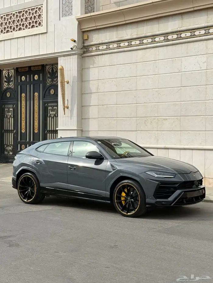 لامبورجيني اوروس 2022 سماكو بحاله الجديد 3