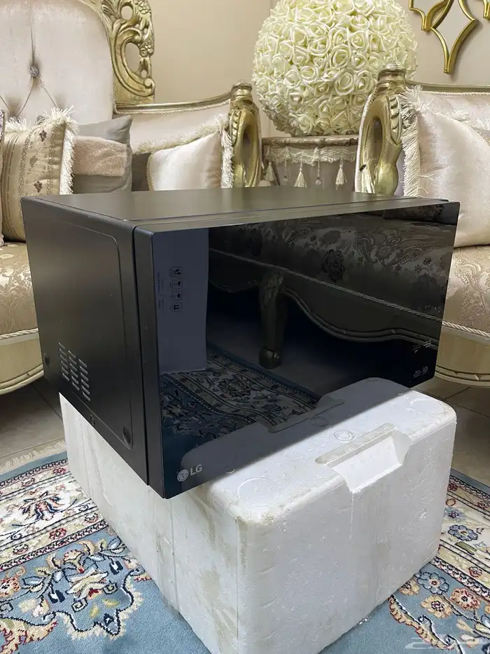 مايكرويف LG نظف 1350 W الموديل الحديث 0