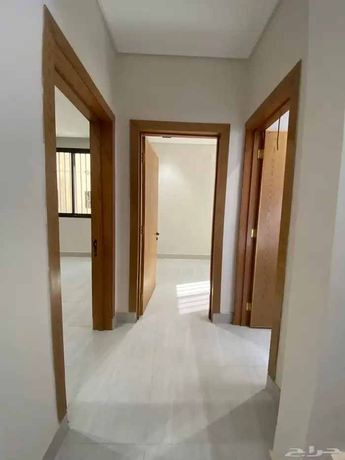 فلل للبيع في العريجاء الغربي شارع ابن حزم 14