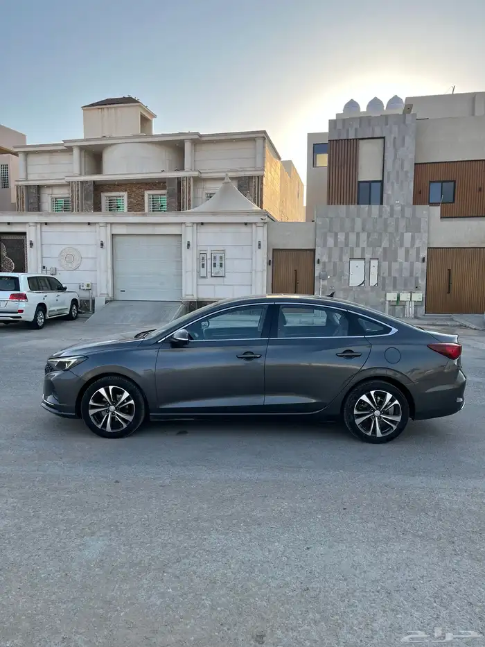 للبيع شانجان ايدو بلس 2023 فل كامل 9