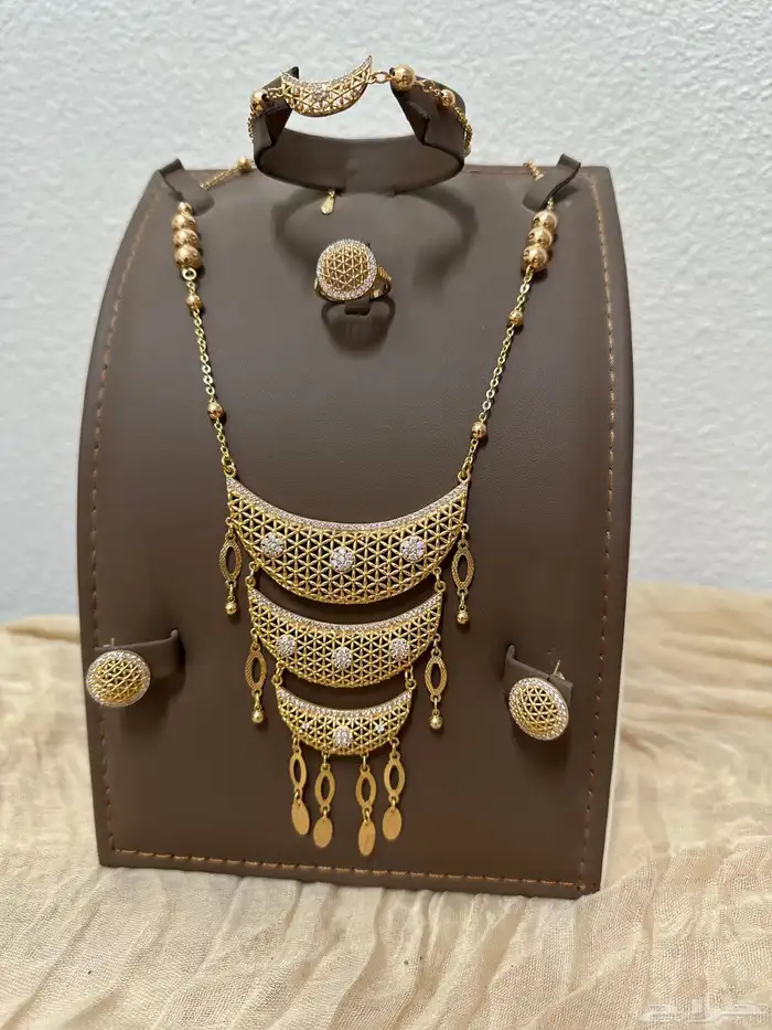 اكسسوارات بديل الذهب 1