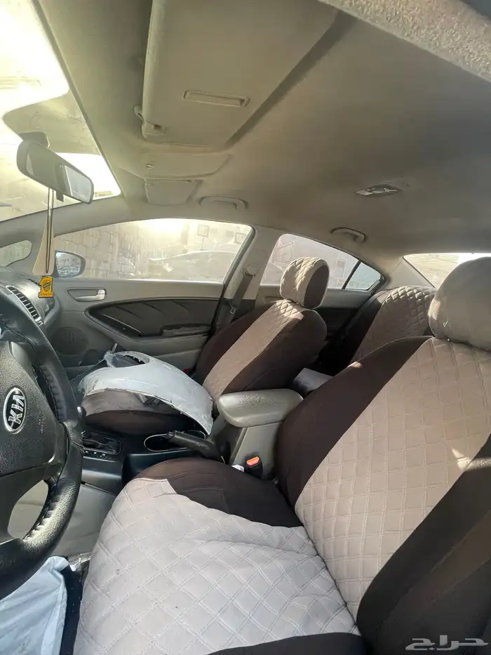 كيا سيراتو مصدومه للبيع 9