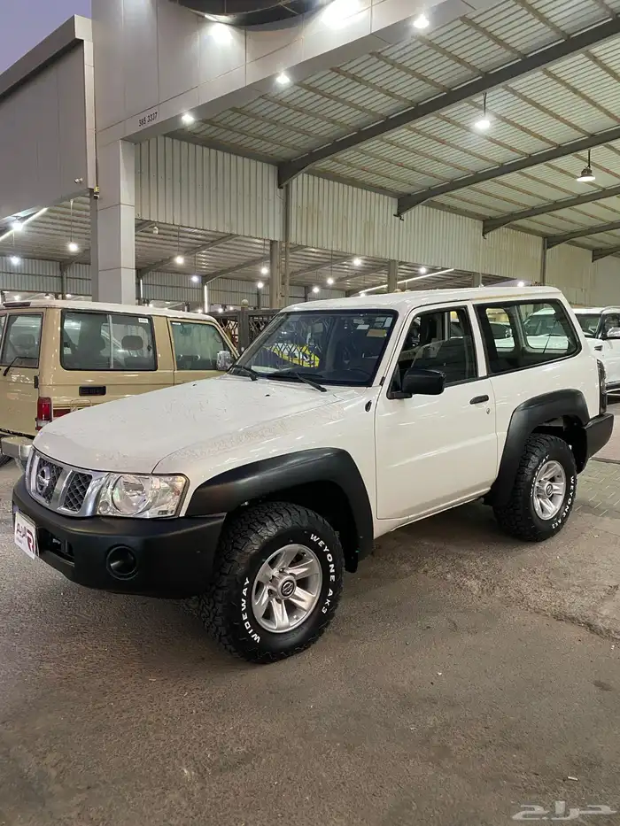 باترول سفاري 2015 قير عادي 1