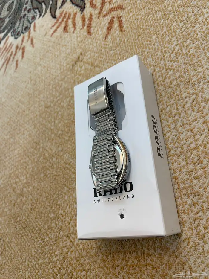 للبيع ساعه رادو دايستار لون فضي مستخدمه 14