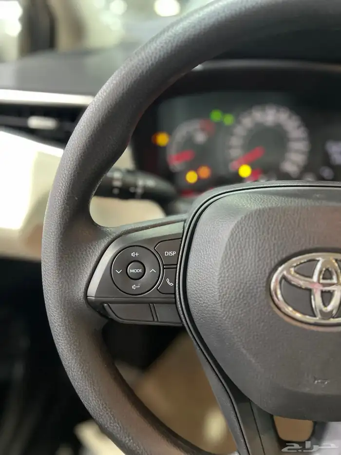 تويوتا   كورولا XLiفتحة 2.0 بنزين2025 جديد سعودي 85.650شامل 18