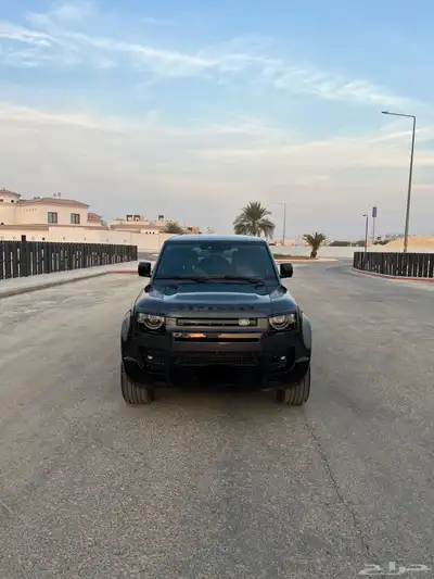 ديفندر 2023 SE P300 index