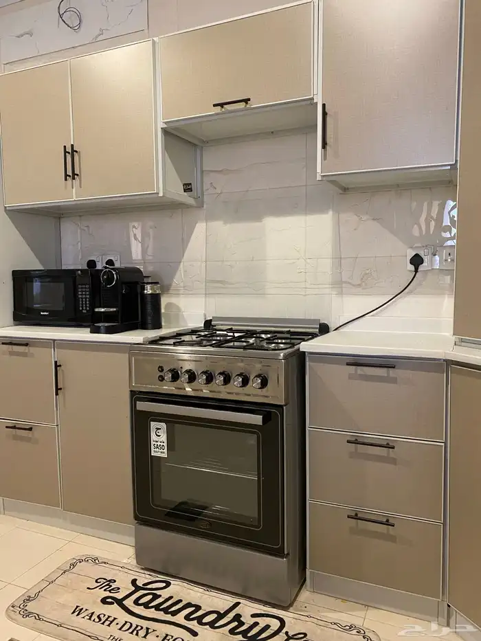 مطبخ و بوتقاز و مايكرويف والة قهوه من نيسبريسو 5