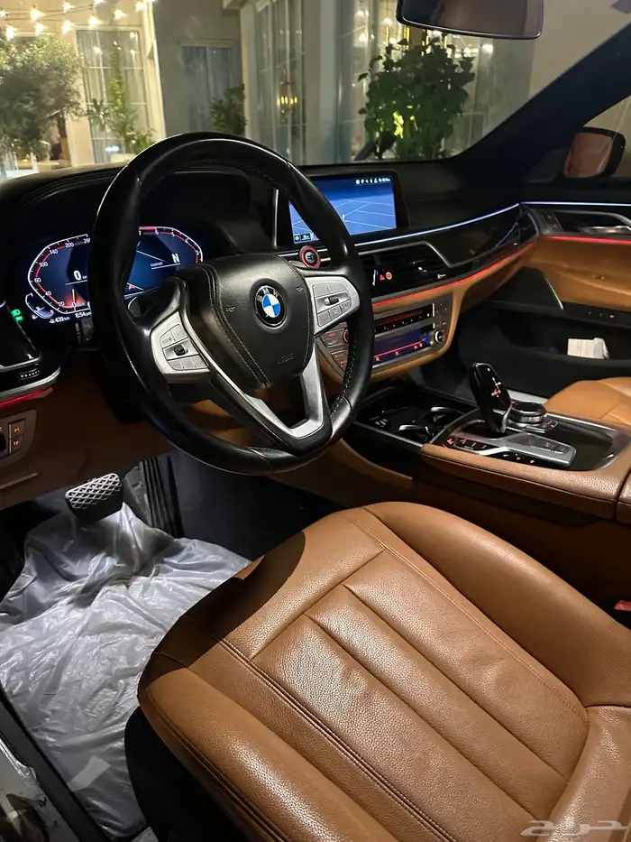 BMW موديل 2020 حجم 730 مواصفات خاصه وممشى قليل 13