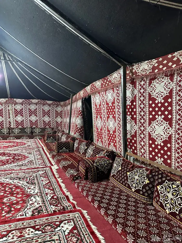 مخيم بعد محطة بترو هلا مع الكبري يسار موقع قريب 0