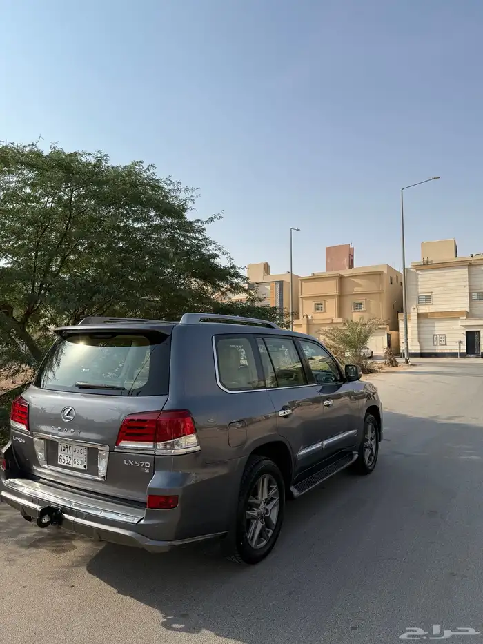 لكزس 2015 للبيع 5