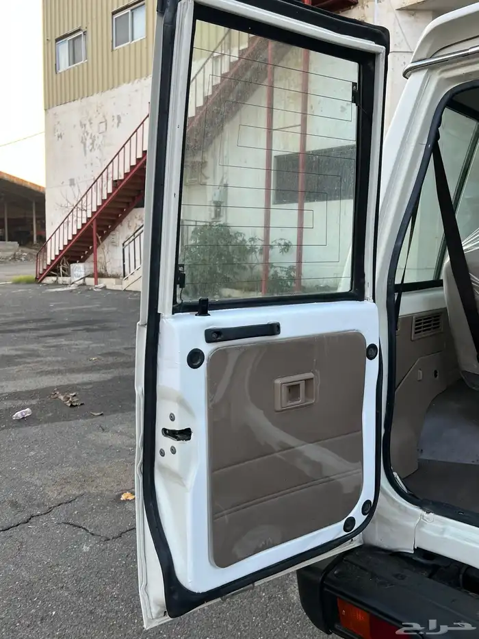 جيب ربع ممشى قليل 2022 25