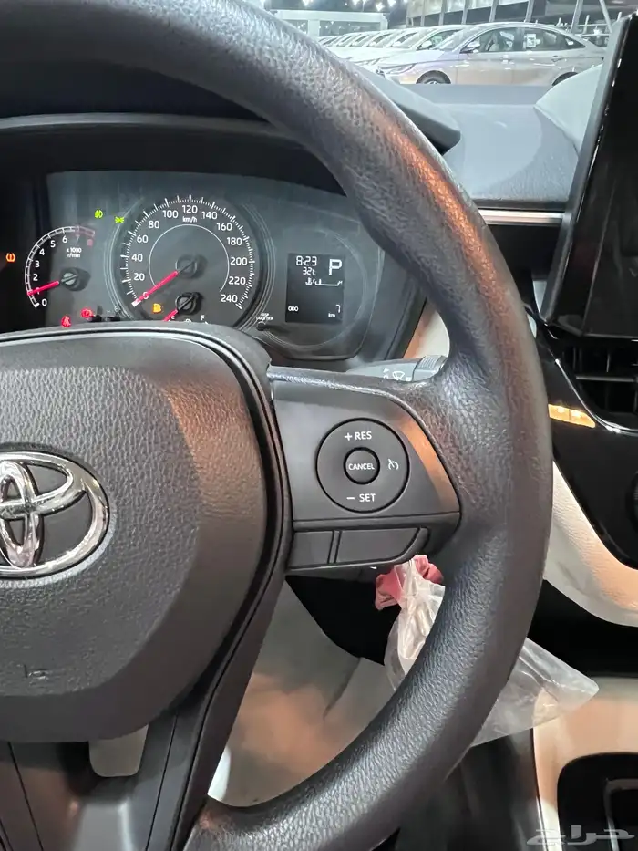 تويوتا   كورولا XLiمطور 2.0بنزين 2025 جديد سعودي 79.100شامل 18