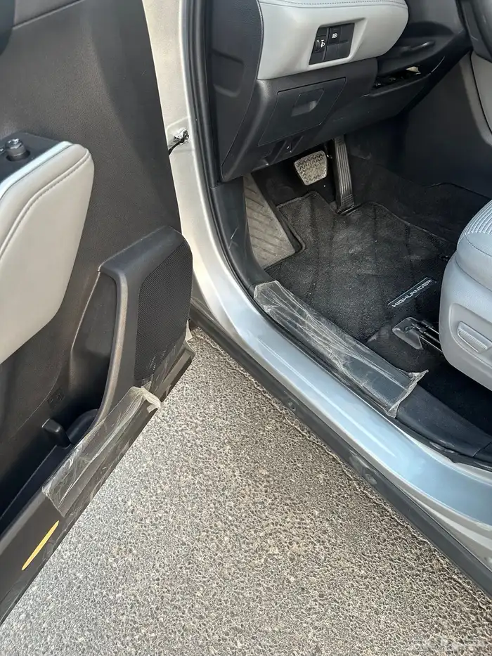 تويوتا هايلاندر 2023 ممشى قليل سعودي . 20