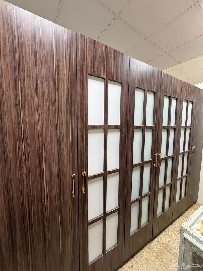 دولاب ملابس مستعمل 0