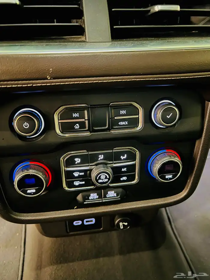 شوفرليه تاهو ستاند دبل وكاله بدى ومحركات 18