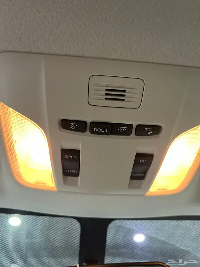 تويوتا   كورولا XLiفتحة 2.0 بنزين2025 جديد سعودي 85.650شامل 16