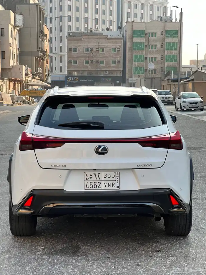 لكزس UX200 موديل 2019 قمة النظافه 9
