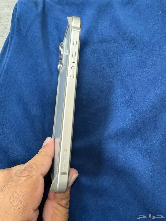 ايفون 15 برو ماكس 256 قيقا تيتانيوم طبيعي نظف جدا  جدا 2