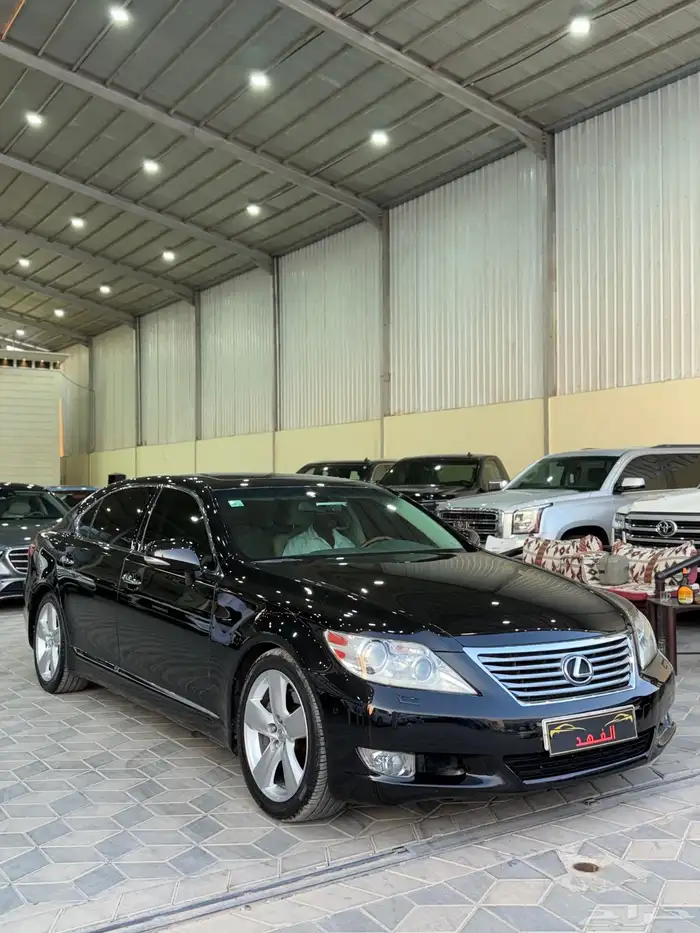 لكزس - LS460 - 2012 - بسعر 49 الف 2