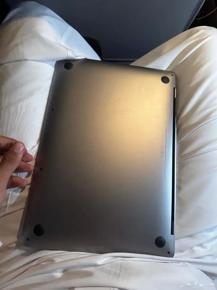 لابتوب ابل ماك بوك برو للبيع 4