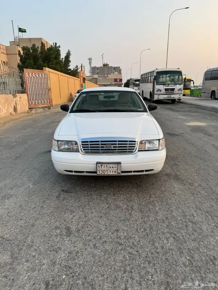 فورد كراون فكتوريا 2011 مخزن 0