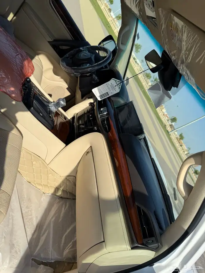 جيب لكزس 2017 فل كامل خليجي شد بلد الدفعه الاخيره 26