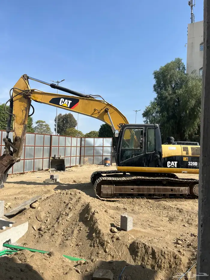 بوكلين كتر بلر 320 للايجار 1