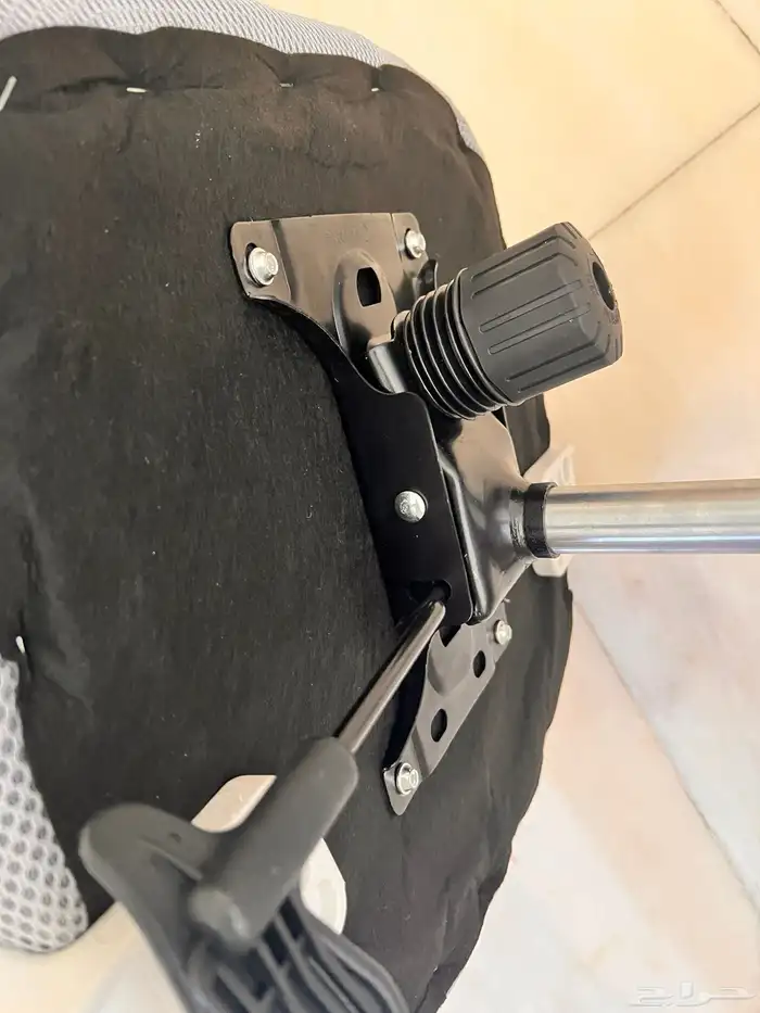 كرسي مع طاوله بي 150 2