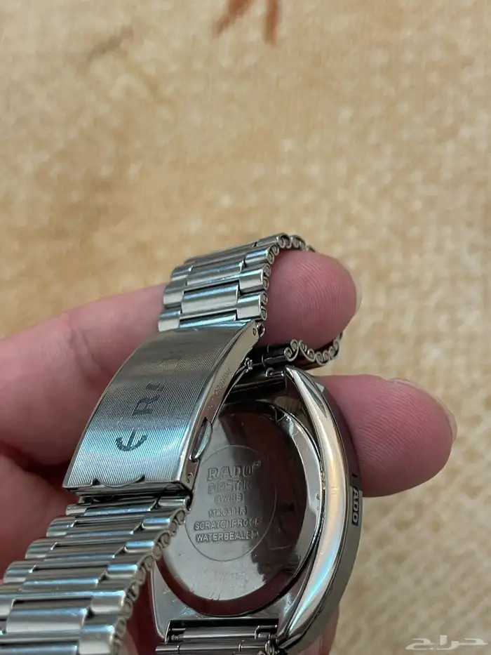 للبيع ساعه رادو دايستار لون فضي مستخدمه 32