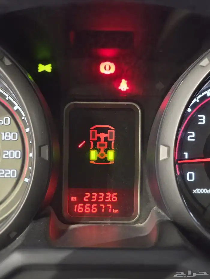 ميتسوبيشي باجيرو موديل 2016 بحالة ممتازة 17