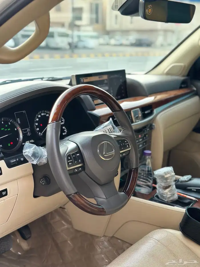 لكزس 2016 LX570 7