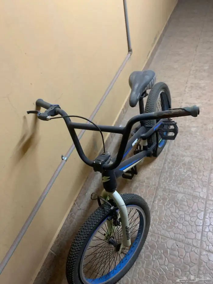 دراجه هوائية على السوم 1