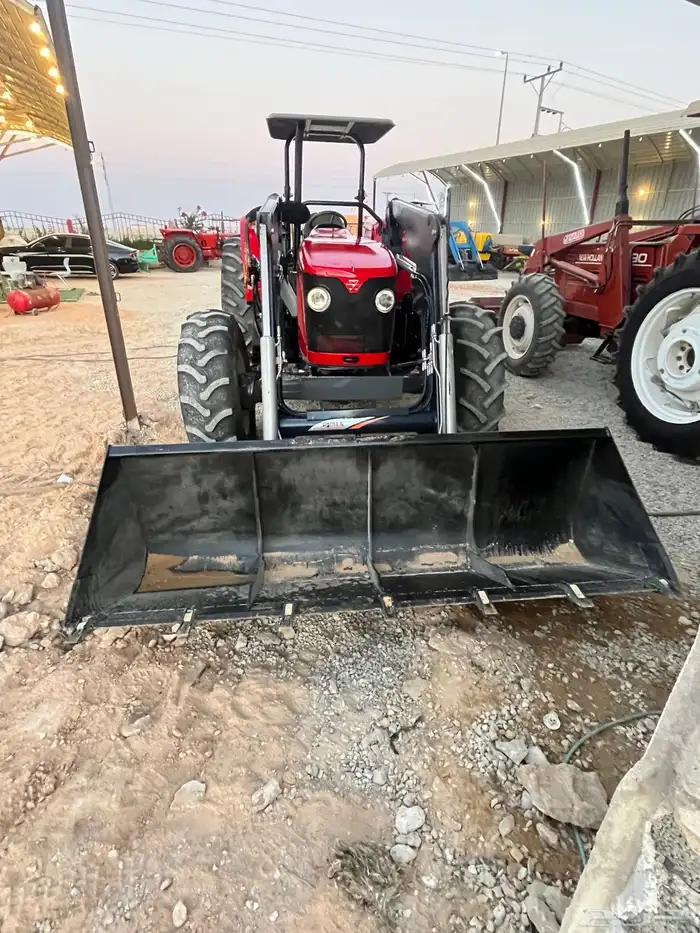 معدات زراعيه شبه جديده 11