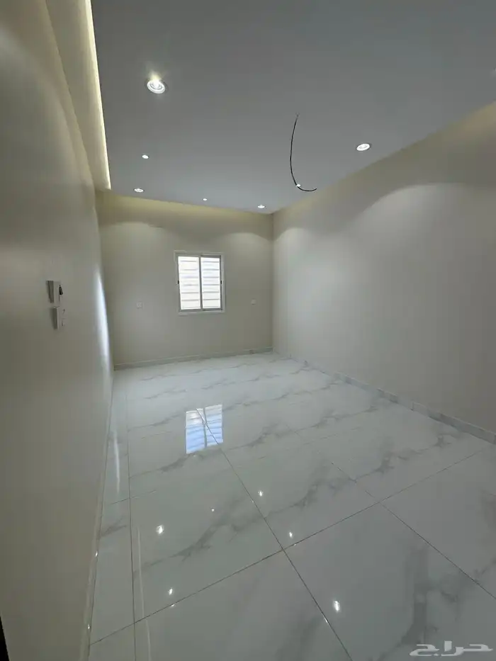 للبيع دور ارضي بمدخل خاص وحوش وسيع المحالة ابها 2