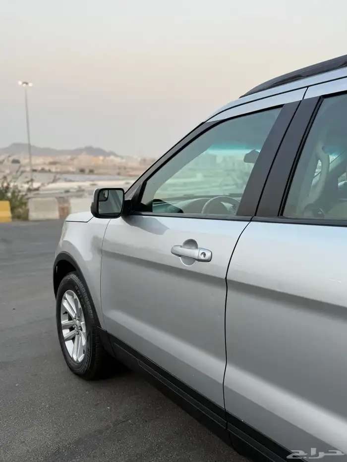 اكسبلور 2017 3