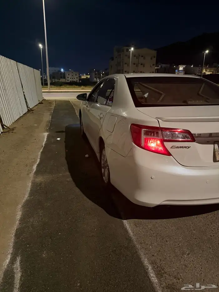 كامري للبيع فل كامل 5