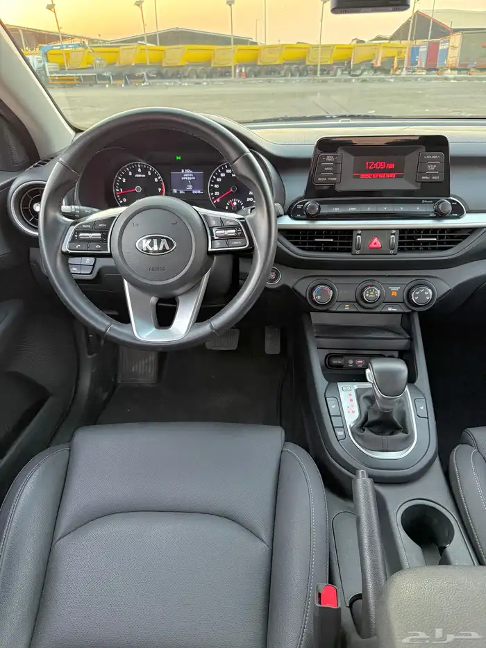 كيا K3 سيراتو 2021 فل بدون فتحه بحالة الوكاله للبيع 10