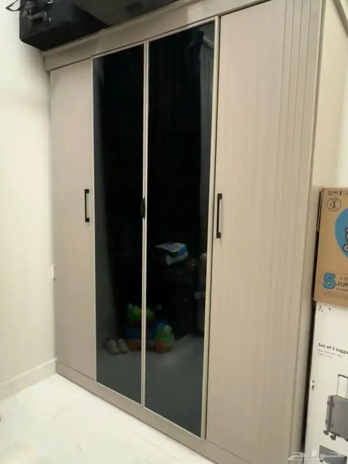 غرفة النوم وطاولة الطعام 6