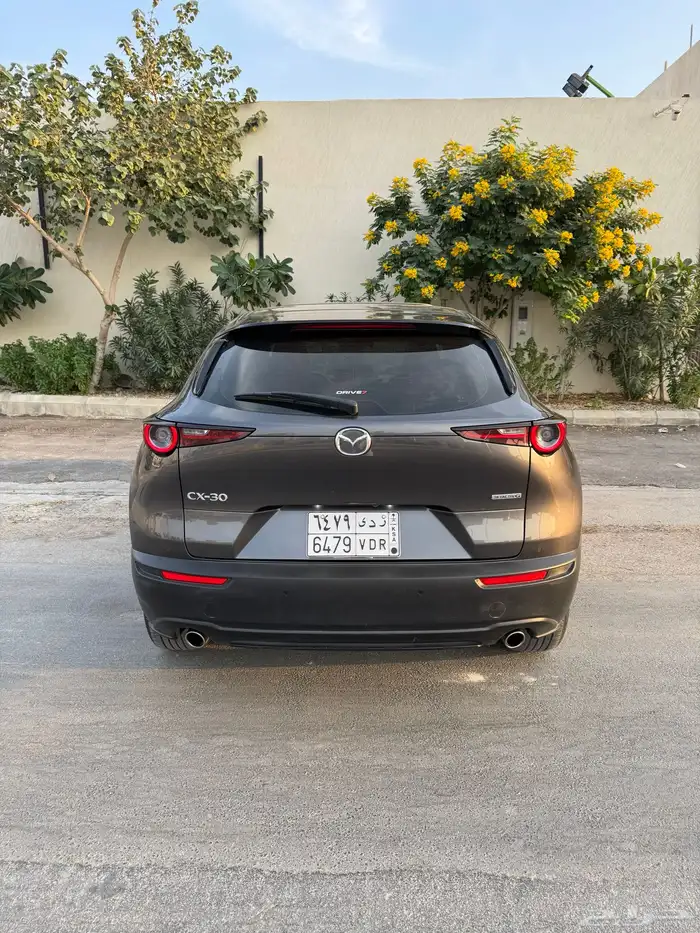 مازدا CX30 2023 4