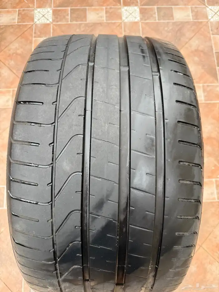 للبيع كفرات برلي 305 30 20 نظيف 3