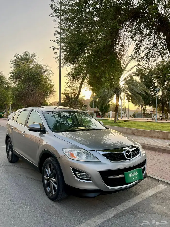 جيب مازدا Cx9 فل كامل نظيف جدا 18
