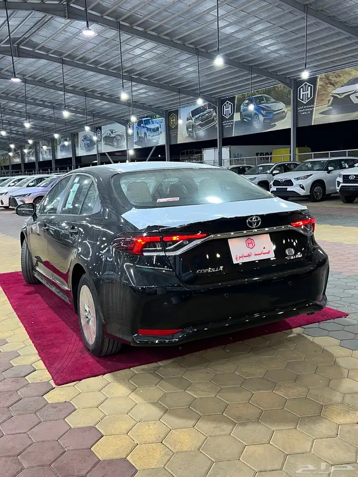 تويوتا   كورولا XLiمطور 2.0بنزين 2025 جديد سعودي 79.100شامل 4